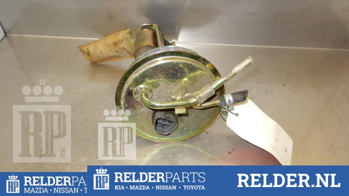 Gebruikte Tank element Pomp Toyota Corolla (E11) 1.6 16V Prijs € 25,00 Margeregeling aangeboden door Relder Parts B.V.