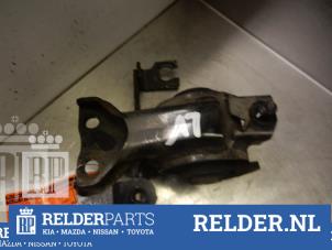 Gebruikte Motorsteun Mazda 323 Fastbreak (BJ14) 1.6 16V Prijs € 27,00 Margeregeling aangeboden door Relder Parts B.V.