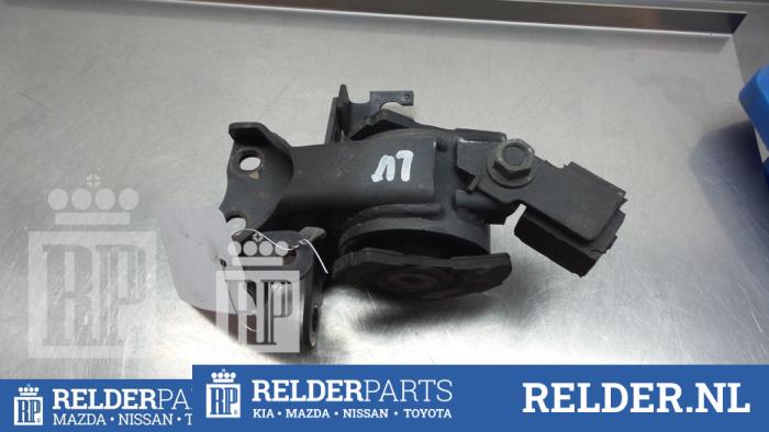 Gebruikte Motorsteun Mazda 323 Fastbreak (BJ14) 1.8 GLX,GT 16V Prijs € 27,00 Margeregeling aangeboden door Relder Parts B.V.