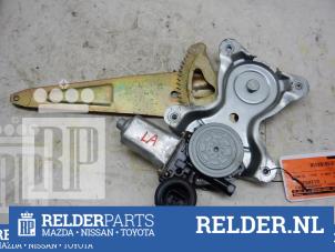 Gebruikte Ruitmechaniek 4Deurs links-achter Toyota RAV4 (A2) 2.0 16V VVT-i 4x4 Prijs € 36,00 Margeregeling aangeboden door Relder Parts B.V.