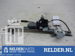Gebruikte Ruitmechaniek 4Deurs rechts-voor Nissan Almera (N16) 1.8 16V Prijs € 32,00 Margeregeling aangeboden door Relder Parts B.V.