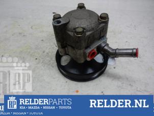 Gebruikte Pomp Servo Nissan Almera Tino (V10M) 1.8 16V Prijs € 45,00 Margeregeling aangeboden door Relder Parts B.V.