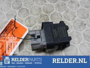 Gebruikte Gloeirelais Toyota Yaris Verso (P2) 1.4 D-4D Prijs € 27,00 Margeregeling aangeboden door Relder Parts B.V.