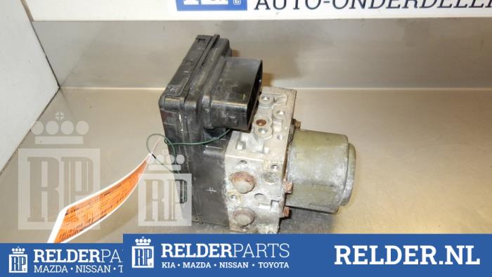 ABS Computer van een Toyota Corolla (EB/WZ/CD) 1.9 D 2000