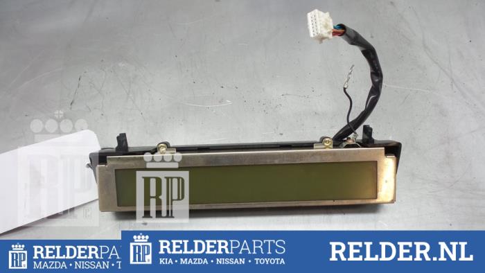 Gebruikte Display Interieur Mazda 3 Sport (BK) 1.6i 16V Prijs € 50,00 Margeregeling aangeboden door Relder Parts B.V.