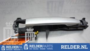 Gebruikte Portiergreep 4Deurs links-voor Toyota Land Cruiser (J12) 3.0 D-4D 16V Prijs € 23,00 Margeregeling aangeboden door Relder Parts B.V.