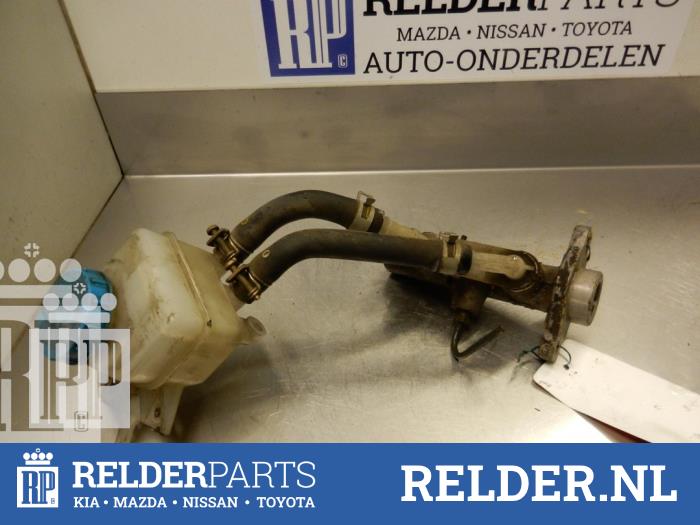 Gebruikte Hoofdremcilinder Nissan Almera Tino (V10M) 2.0 16V CVT Prijs € 36,00 Margeregeling aangeboden door Relder Parts B.V.