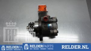 Gebruikte Oliepomp Nissan Almera Tino (V10M) 2.2 Di 16V Prijs € 45,00 Margeregeling aangeboden door Relder Parts B.V.