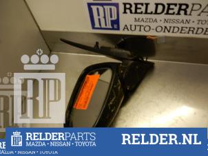Gebruikte Spiegel Buiten links Nissan Almera (N16) 2.2 Di 16V Prijs € 23,00 Margeregeling aangeboden door Relder Parts B.V.
