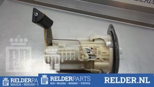 Gebruikte Tank element Pomp Toyota Avensis Verso (M20) 2.0 16V VVT-i D-4 Prijs € 45,00 Margeregeling aangeboden door Relder Parts B.V.