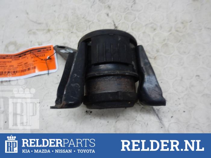 Gebruikte Motorrubber Toyota Avensis Verso (M20) 2.4 16V VVT-i D4 Prijs € 27,00 Margeregeling aangeboden door Relder Parts B.V.