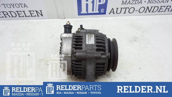 Gebruikte Dynamo Toyota Corolla (E11) 2.0 D Prijs € 45,00 Margeregeling aangeboden door Relder Parts B.V.
