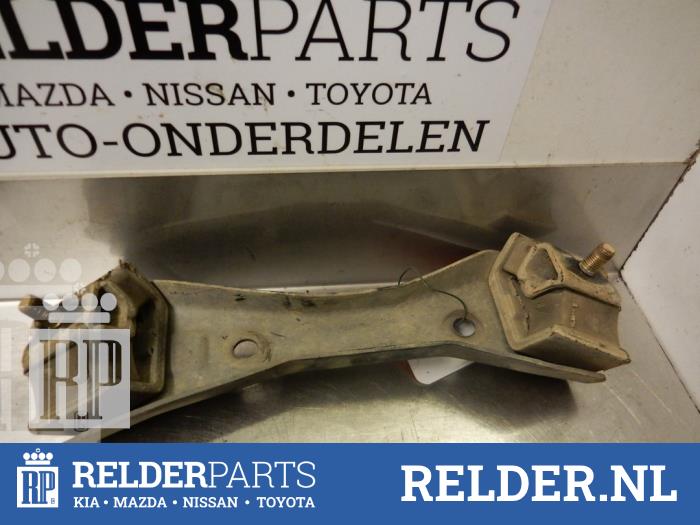 Gebruikte Motorsteun Nissan King Cab/Pickup (D22) 2.5 dCi 16V Prijs € 27,00 Margeregeling aangeboden door Relder Parts B.V.