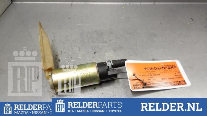 Gebruikte Tank element Pomp Toyota RAV4 (A1) 2.0i,SR 16V 4x4 Prijs € 45,00 Margeregeling aangeboden door Relder Parts B.V.
