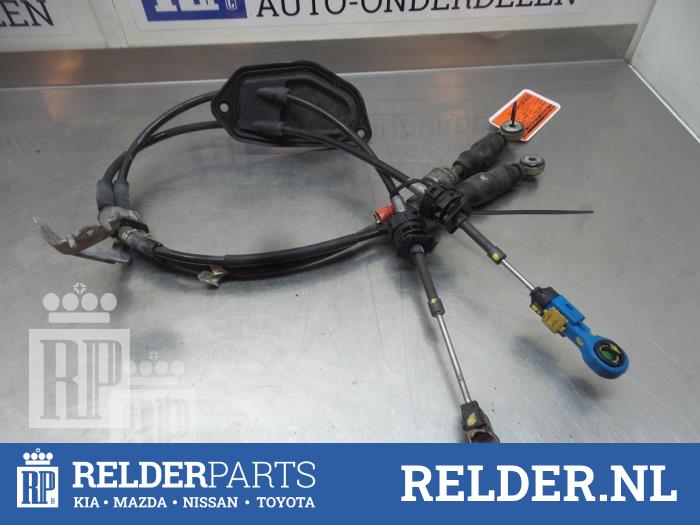 Gebruikte Schakelkabel Versnellingsbak Toyota Auris (E15) 1.6 Dual VVT-i 16V Prijs € 90,00 Margeregeling aangeboden door Relder Parts B.V.