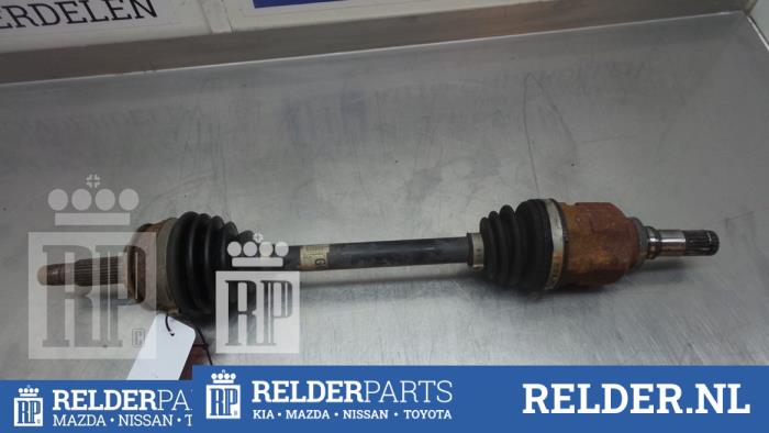 Gebruikte Steekas links-voor Toyota Yaris II (P9) 1.4 D-4D Prijs € 30,00 Margeregeling aangeboden door Relder Parts B.V.