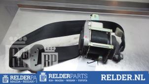 Gebruikte Gordelspanner rechts Mazda 3 Sport (BK) 1.6i 16V Prijs € 45,00 Margeregeling aangeboden door Relder Parts B.V.