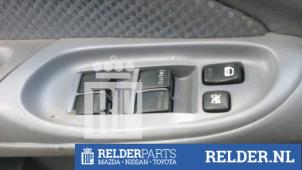 Gebruikte Ruit schakelaar elektrisch Nissan Almera (N16) 1.8 16V Prijs € 45,00 Margeregeling aangeboden door Relder Parts B.V.