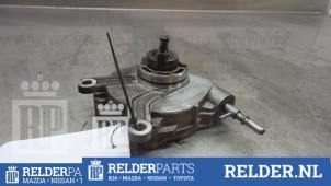 Videpomp (Diesel) van een Toyota Avensis (T25/B1D) 2.2 D-4D 16V 2008