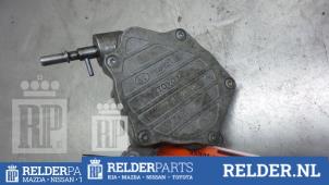 Videpomp (Diesel) van een Toyota Avensis (T25/B1D) 2.2 D-4D 16V 2008