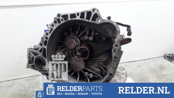 Gebruikte Versnellingsbak Toyota Avensis (T25/B1D) 2.2 D-4D 16V Prijs € 350,00 Margeregeling aangeboden door Relder Parts B.V.