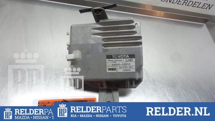 Gebruikte Stuurbekrachtiging Computer Toyota Corolla (E12) 2.0 D-4D 16V 110 Prijs € 50,00 Margeregeling aangeboden door Relder Parts B.V.