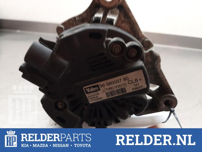 Dynamo van een Toyota Aygo (B10) 1.4 HDI 2008
