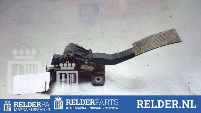 Gebruikte Sensor Gaspedaalpositie Nissan Navara (D40) 2.5 dCi 16V 4x4 Prijs € 54,00 Margeregeling aangeboden door Relder Parts B.V.
