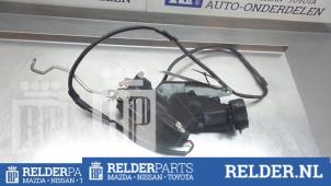 Gebruikte Deurslot Mechaniek 4Deurs rechts-voor Toyota Starlet (EP9) 1.3,XLi,GLi 16V Prijs € 36,00 Margeregeling aangeboden door Relder Parts B.V.
