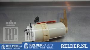 Gebruikte Tank element Pomp Toyota Yaris (P1) 1.3 16V VVT-i Prijs € 45,00 Margeregeling aangeboden door Relder Parts B.V.