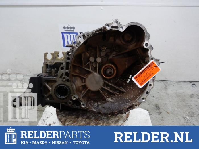 Gebruikte Versnellingsbak Toyota Corolla (EB/WZ/CD) 2.0 D-4D 16V Prijs € 405,00 Margeregeling aangeboden door Relder Parts B.V.