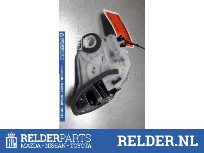 Deurslot Mechaniek 4Deurs links-achter Toyota Aygo