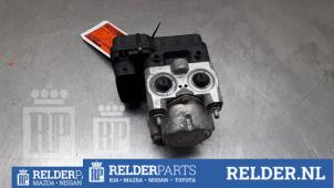 Gebruikte ABS Computer Toyota RAV4 (A3) 2.2 D-4D 16V 4x4 Prijs € 90,00 Margeregeling aangeboden door Relder Parts B.V.