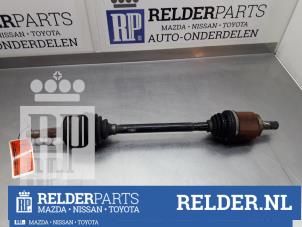 Gebruikte Aandrijfas links-voor Nissan Primera (P12) 1.6 16V Prijs € 45,00 Margeregeling aangeboden door Relder Parts B.V.