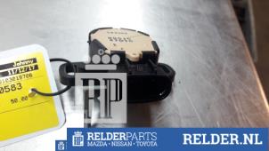 Gebruikte Remassistent sensor Toyota Prius (NHW20) 1.5 16V Prijs € 45,00 Margeregeling aangeboden door Relder Parts B.V.