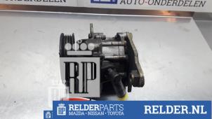 Gebruikte Stuurbekrachtiging Pomp Nissan Micra (K11) 1.0 L,LX 16V Prijs € 45,00 Margeregeling aangeboden door Relder Parts B.V.