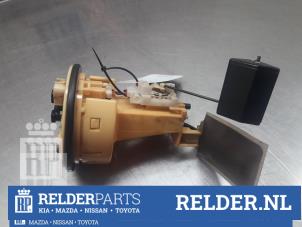 Gebruikte Tankvlotter Toyota Corolla Verso (R10/11) 2.2 D-4D 16V Cat Clean Power Prijs € 45,00 Margeregeling aangeboden door Relder Parts B.V.