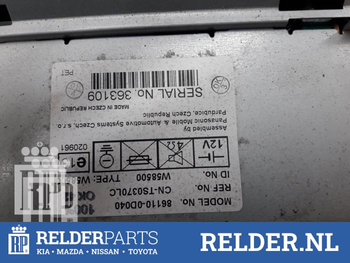 Gebruikte Display Interieur Toyota Yaris (P1) 1.3 16V VVT-i Prijs € 45,00 Margeregeling aangeboden door Relder Parts B.V.