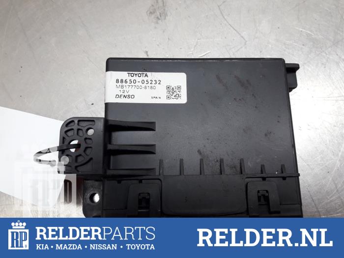 Gebruikte Computer Diversen Toyota Avensis (T27) 2.0 16V D-4D-F Prijs € 90,00 Margeregeling aangeboden door Relder Parts B.V.