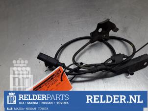 Gebruikte ABS Sensor Toyota Avensis (T27) 2.0 16V D-4D-F Prijs € 36,00 Margeregeling aangeboden door Relder Parts B.V.