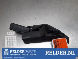 Gebruikte Veiligheidsgordel Insteek midden-achter Toyota Avensis (T27) 2.0 16V D-4D-F Prijs € 25,00 Margeregeling aangeboden door Relder Parts B.V.