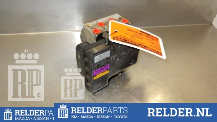 Gebruikte ABS Computer Toyota Yaris Verso (P2) 1.3 16V Prijs € 30,00 Margeregeling aangeboden door Relder Parts B.V.