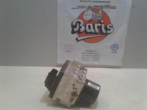 Gebruikte ABS Pomp Volkswagen Passat Variant (3C5) 2.0 TDI 16V 140 Prijs € 200,00 Margeregeling aangeboden door Baris Schiedam