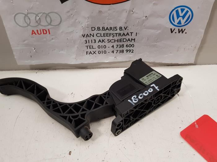 Gebruikte Sensor Gaspedaalpositie Volkswagen Polo IV (9N1/2/3) 1.4 TDI 75 Prijs € 25,00 Margeregeling aangeboden door Baris Schiedam
