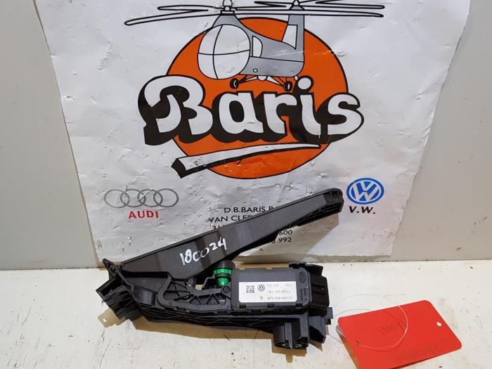 Gebruikte Sensor Gaspedaalpositie Volkswagen Golf V (1K1) 1.6 FSI 16V Prijs € 20,00 Margeregeling aangeboden door Baris Schiedam