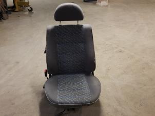 Gebruikte Voorstoel links Seat Inca (6K9) 1.9 SDI Prijs € 40,00 Margeregeling aangeboden door Baris Schiedam