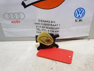 Gebruikte Kachelklep Motor Seat Ibiza IV SC (6J1) 1.2 TSI Prijs € 20,00 Margeregeling aangeboden door Baris Schiedam