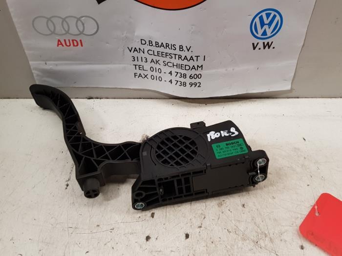 Gebruikte Sensor Gaspedaalpositie Seat Ibiza III (6L1) 1.4 16V 85 Prijs € 30,00 Margeregeling aangeboden door Baris Schiedam