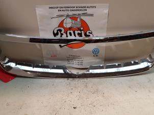 Gebruikte Grille Lijst Volkswagen Touareg (7LA/7L6) 5.0 TDI V10 Prijs € 30,00 Margeregeling aangeboden door Baris Schiedam