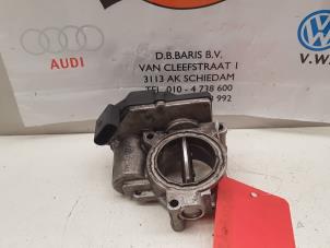 Gebruikte Gasklephuis Audi A8 Prijs € 60,00 Margeregeling aangeboden door Baris Schiedam